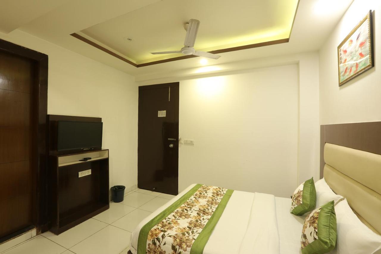 Hotel Qualia Suites At Delhi Airport Nowe Delhi Zewnętrze zdjęcie